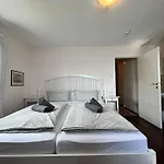 Am Mit Privatem Seezugang Tatil Evi Meersburg