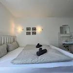 Am Mit Privatem Seezugang * Meersburg