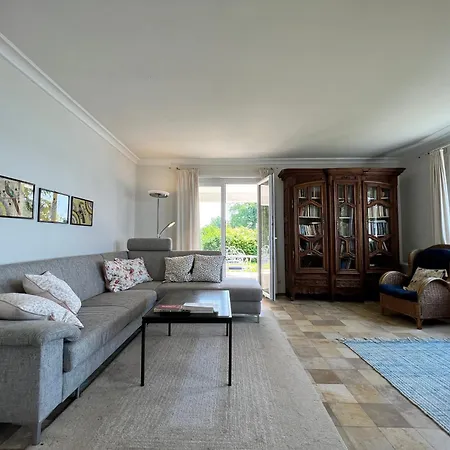Am Mit Privatem Seezugang Holiday home *